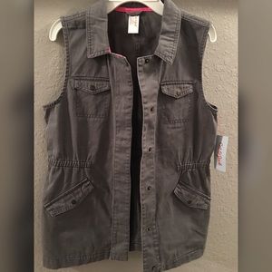 Girl’s vest